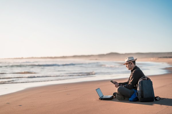 Clés essentielles pour réussir en tant que digital nomad